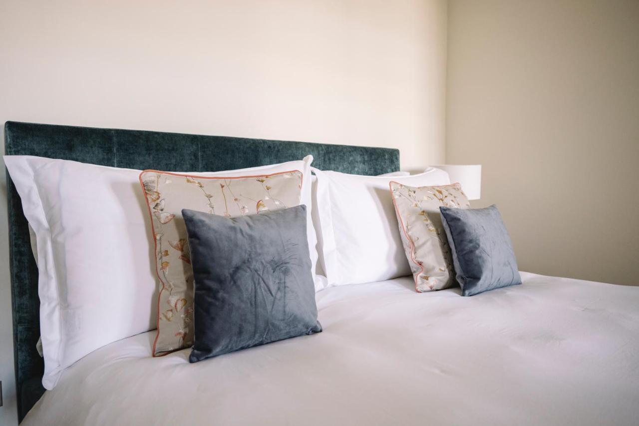 וואי Chateau De L'Aile- Boutique Suites מראה חיצוני תמונה
